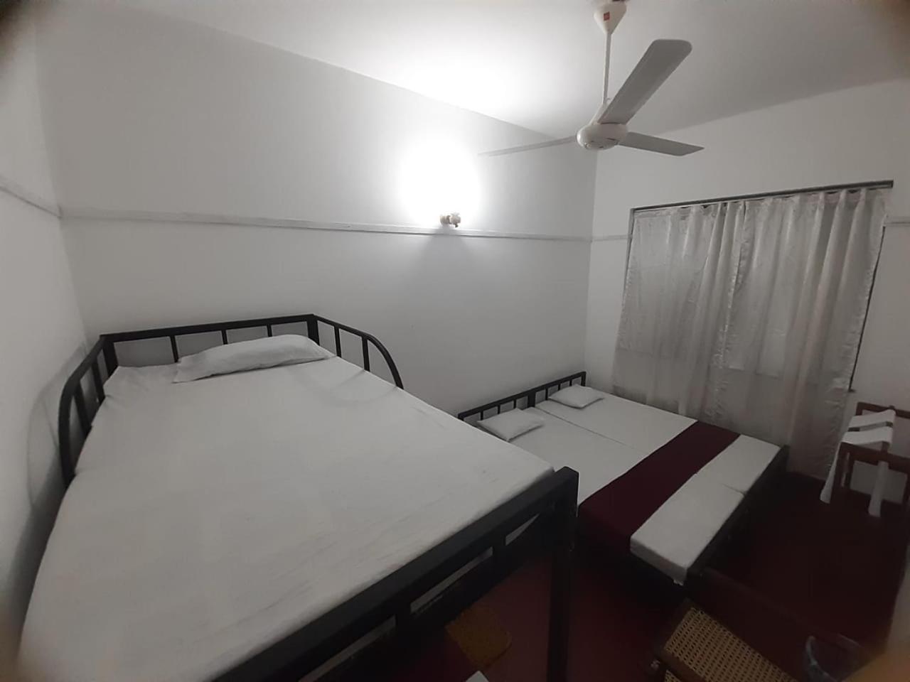 Lazy Bear Best Hostel In Kandy Extérieur photo